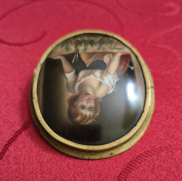 Victorian Hand-Painted Porcelain Brooch - Picture 6 of 16